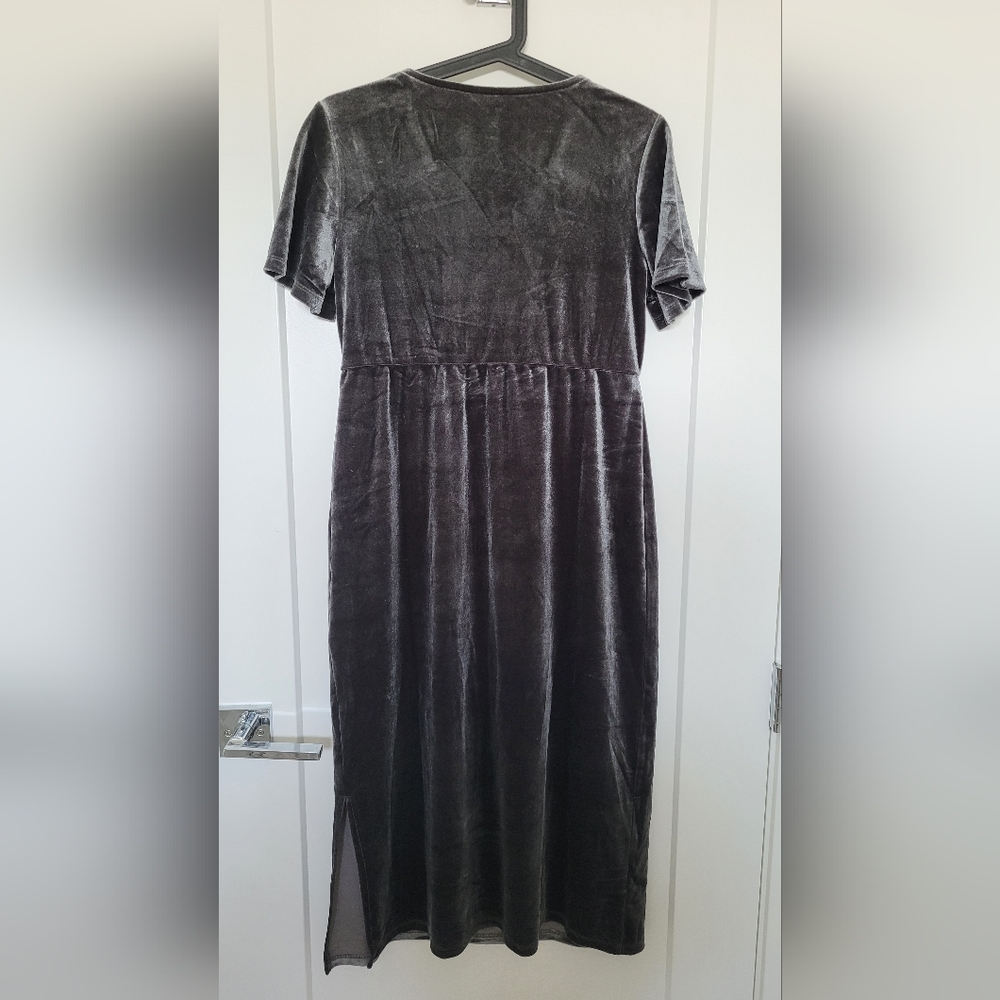 Maternity Dress - Picture 2 of 3